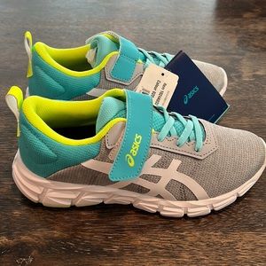 Kids Girls ASICS sneakers size 3